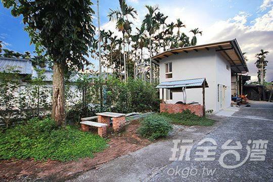 Dongguang Zhixing Homestay Yuchi Exterior foto
